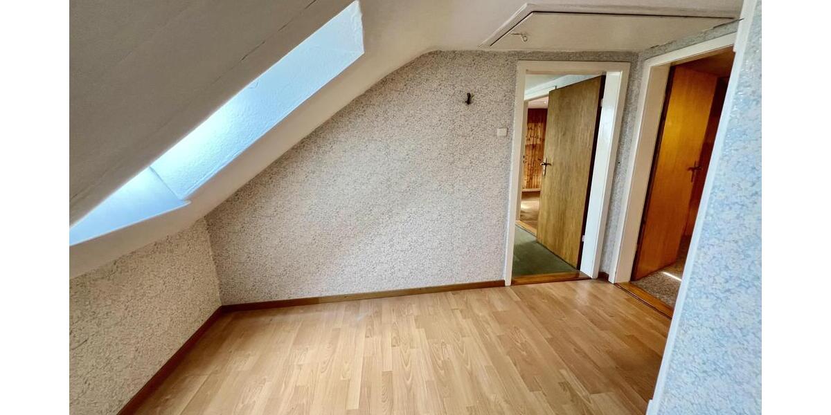Zweifamilienhaus mit Garten - Doppelhaushälfte Sarstedt | Angebot:26972386