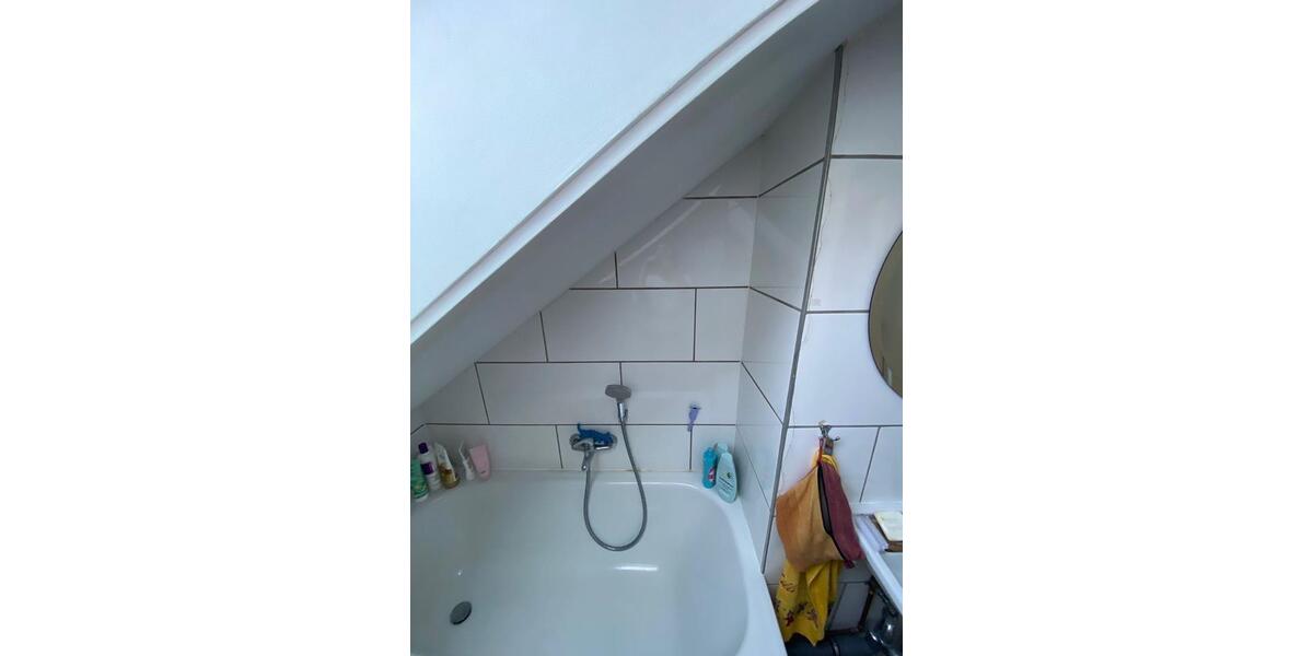 Dachgeschoßwohnung Hannover Linden-Limmer - 2.5 Zimmer, 51 m&sup2;, 700&euro; | Angebot:25968343