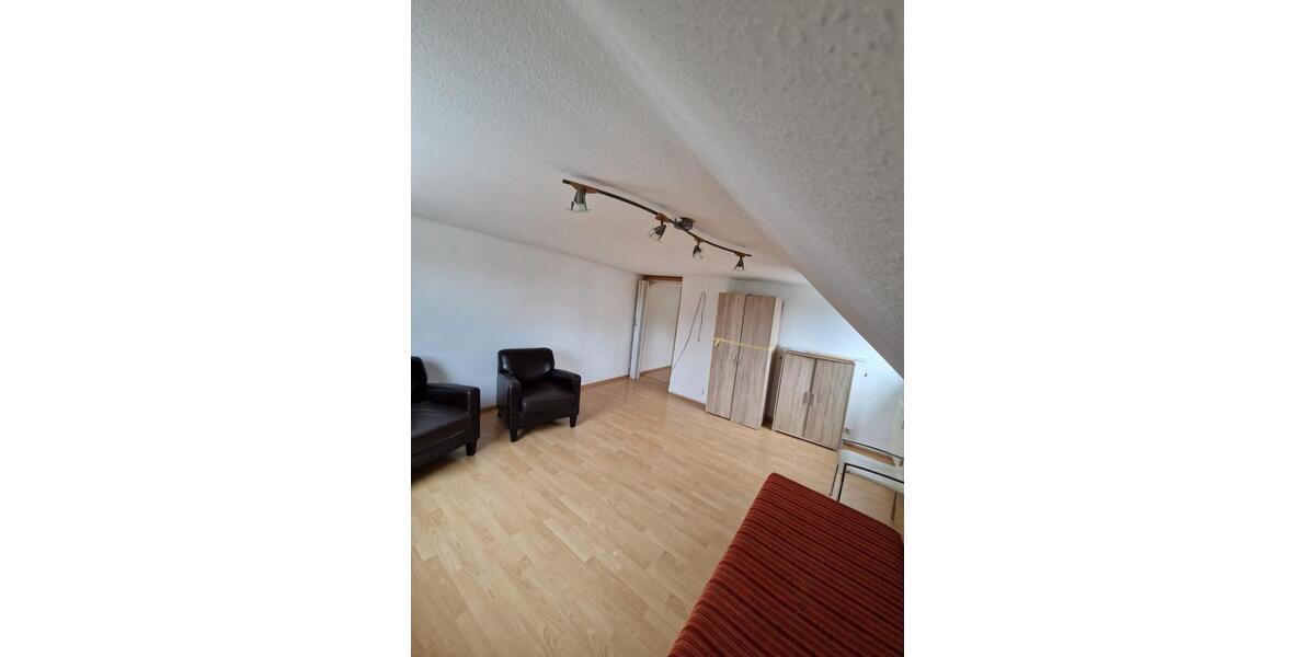 Dachgeschoßwohnung Langenhagen Brink - 1 Zimmer, 20 m&sup2;, 595&euro; | Angebot:25293092