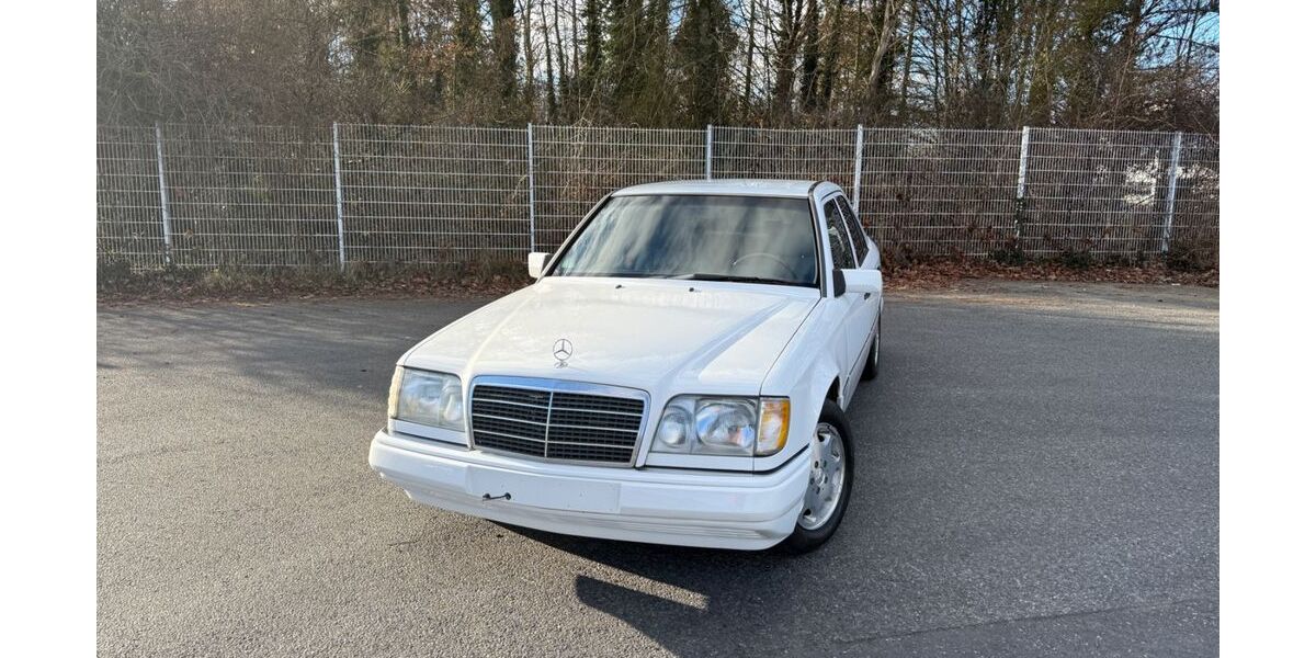 Mercedes-Benz E 320 239.000 km 10.900 &euro; Neustadt 31535