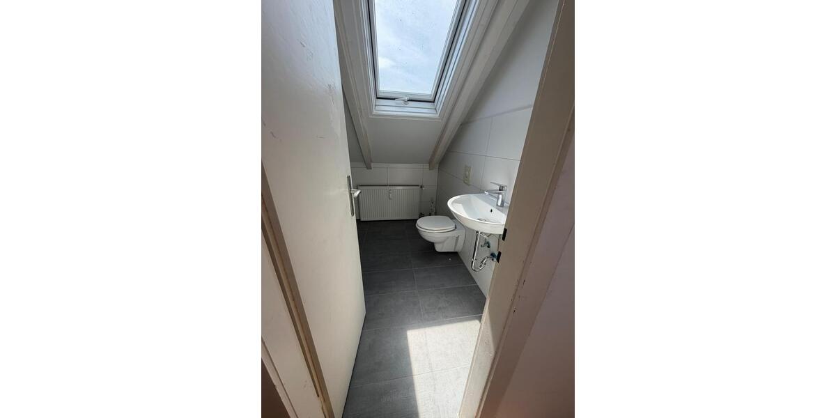 Dachgeschoßwohnung Hannover Bothfeld-Vahrenheide - 2 Zimmer, 45 m&sup2;, 700&euro; | Angebot:26549374
