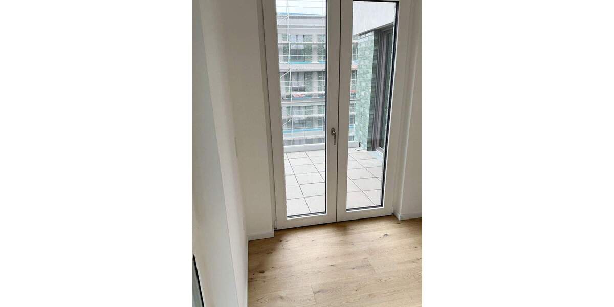 Etagenwohnung Hannover Döhren - 5 Zimmer, 140 m&sup2;, 1.990&euro; | Angebot:25677108