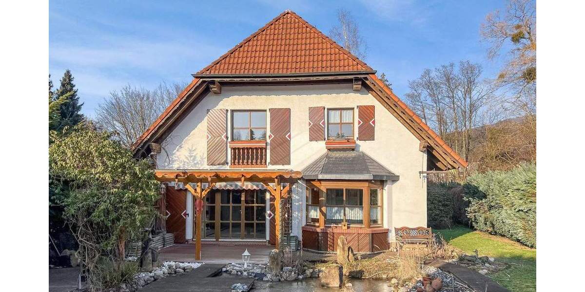 Einfamilienhaus Bad Münder Nienstedt - 8 Zimmer, 231 m&sup2;, 385.000&euro; | Angebot:25744144