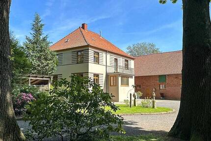Haus Wunstorf Bokeloh - 8 Zimmer, 220 m&sup2;, 835.000&euro; | Angebot:25971160