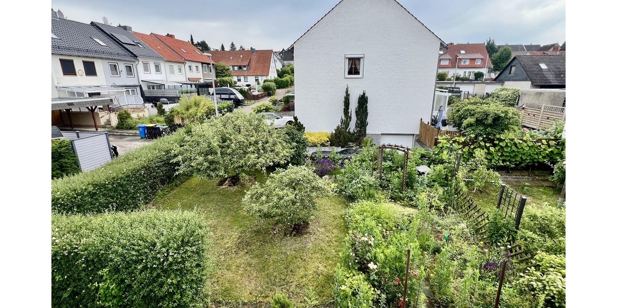 Zweifamilienhaus mit Garten - Doppelhaushälfte Sarstedt | Angebot:26972386