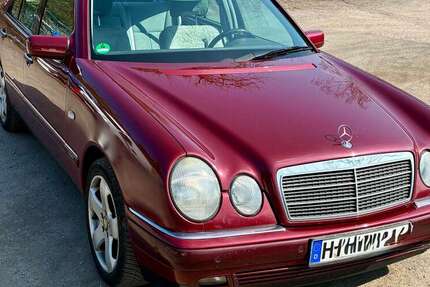 Mercedes-Benz 210/310 320.000 km 2.500 &euro; Springe, Stadt 31832