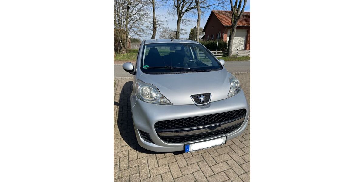 Peugeot 107 92.304 km 2.999 &euro; Neustadt am Rübenberge 31535