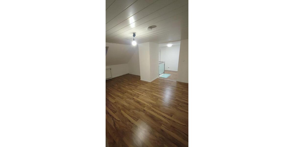 Maisonettenwohnung Gehrden - 6 Zimmer, 166 m&sup2;, 1.250&euro; | Angebot:25890678