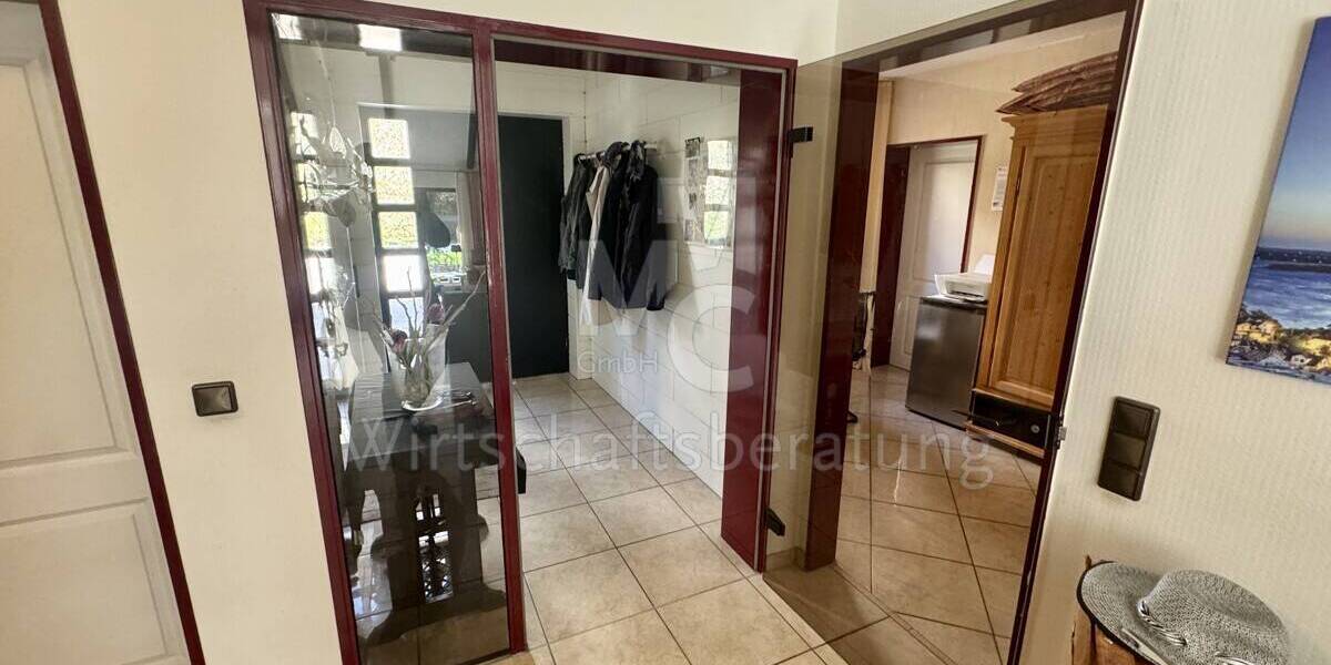 Einfamilienhaus Isernhagen / Altwarmbüchen Altwarmbüchen - 6 Zimmer, 151 m&sup2;, 649.000&euro; | Angebot:26029239