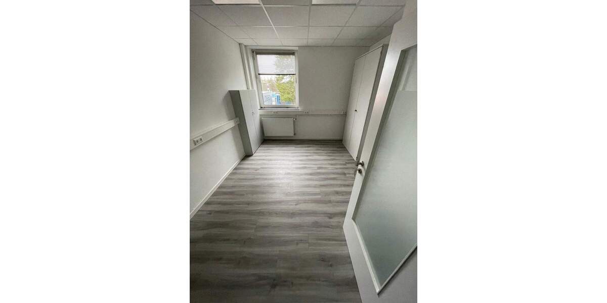 Gewerbeobjekt Langenhagen Alt-Langenhagen - 3 Zimmer, 63 m&sup2;, 600&euro; | Angebot:25700199