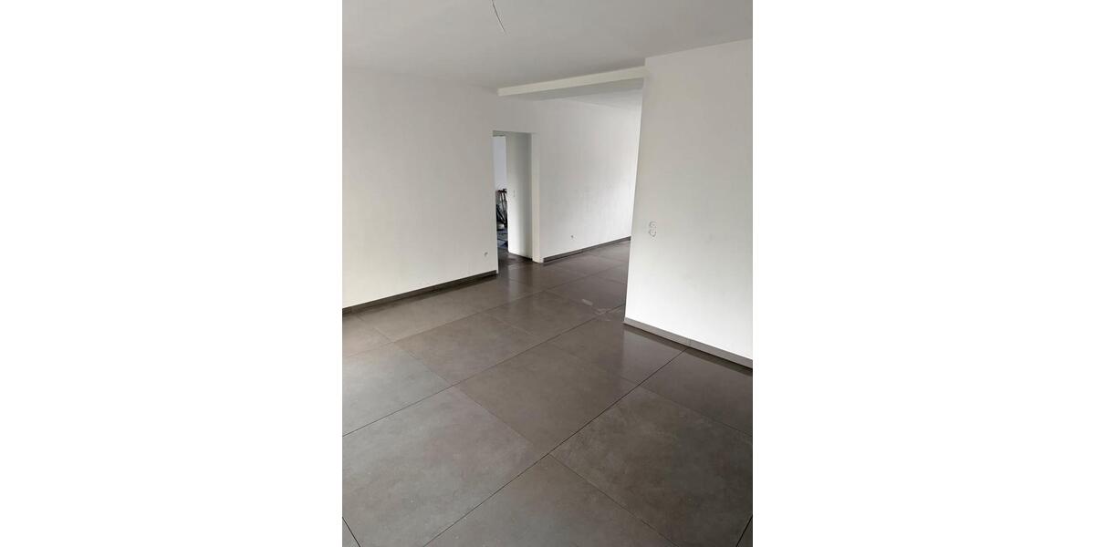 Etagenwohnung Laatzen - 3 Zimmer, 78 m&sup2;, 1.100&euro; | Angebot:25857232