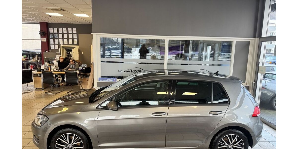 VW Golf 107.228 km 11.990 &euro; Hannover 30419