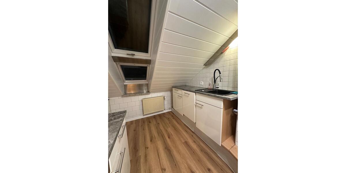 Dachgeschoßwohnung Garbsen Berenbostel - 3 Zimmer, 58 m&sup2;, 700&euro; | Angebot:25972289