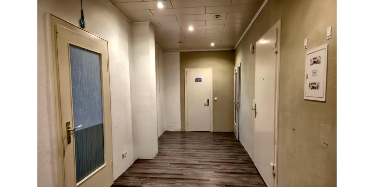 Hochparterre Hannover Linden-Limmer - 4 Zimmer, 105 m&sup2;, 299.000&euro; | Angebot:25106220