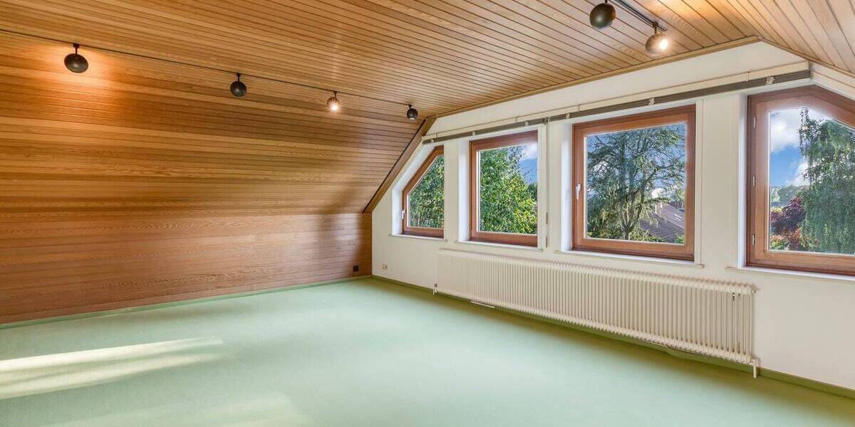 Einfamilienhaus Isernhagen Isernhagen N.B. - 8 Zimmer, 202 m&sup2;, 680.000&euro; | Angebot:25927613