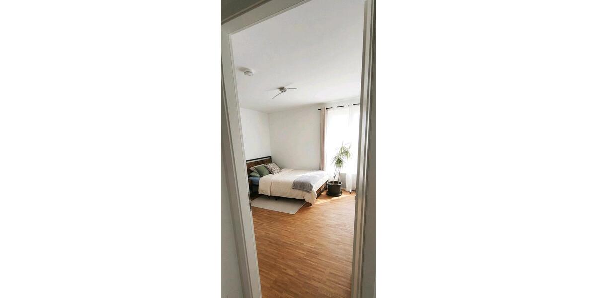 Etagenwohnung Garbsen - 3 Zimmer, 87 m&sup2;, 1.456&euro; | Angebot:25853442