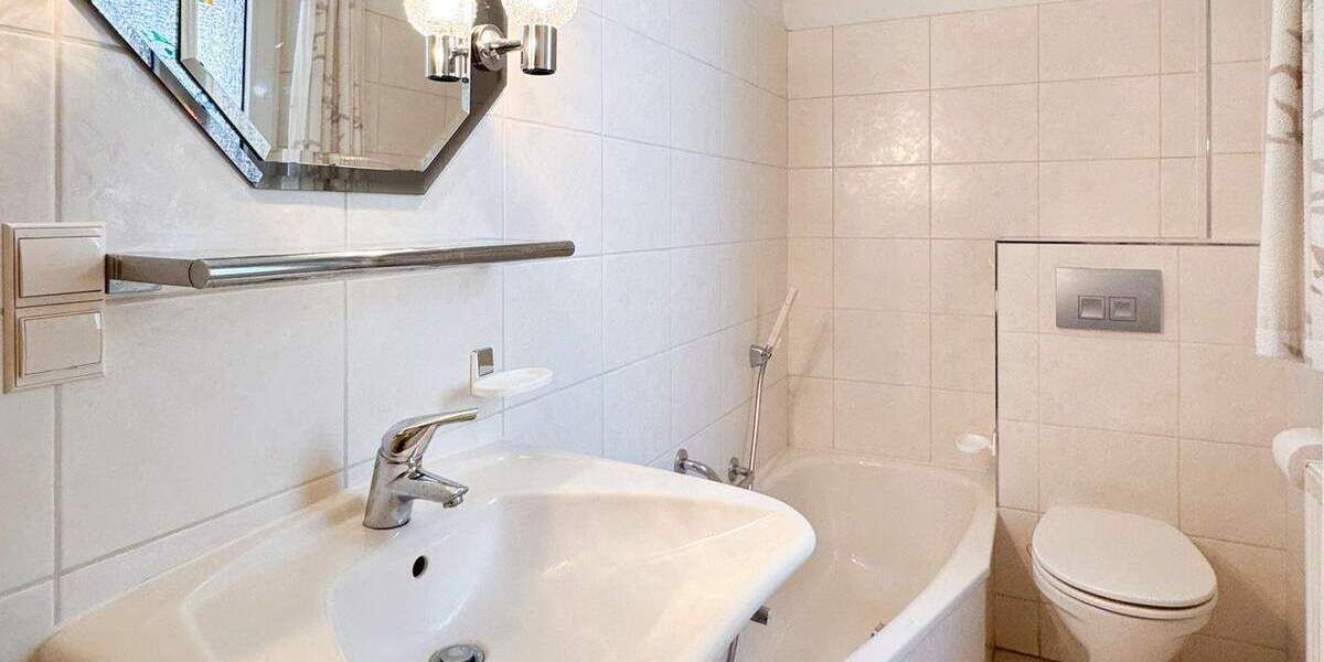 Einfamilienhaus Isernhagen Altwarmbüchen - 7 Zimmer, 145 m&sup2;, 389.000&euro; | Angebot:25798368