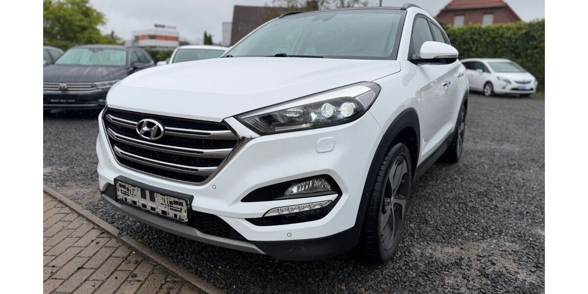 Hyundai TUCSON 92.000 km 16.900 &euro; Garbsen 30827