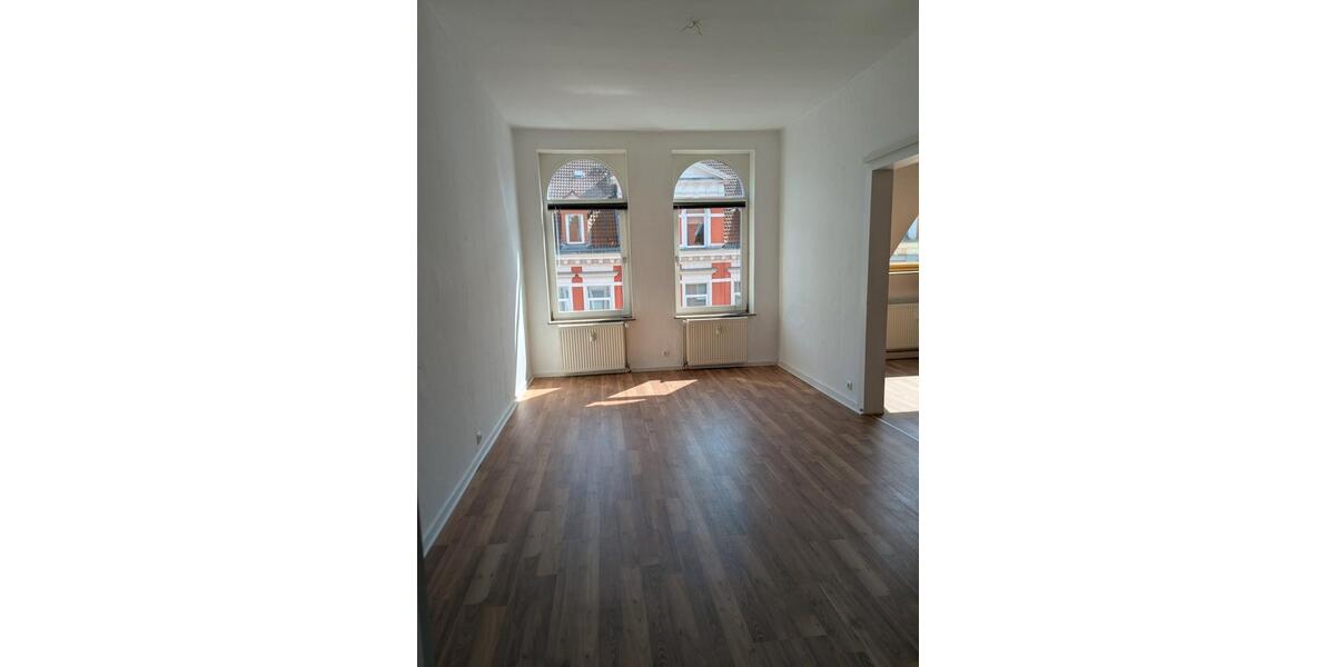 Dachgeschoßwohnung Hannover Vahrenwald-List - 3 Zimmer, 79 m&sup2;, 870&euro; | Angebot:26423600