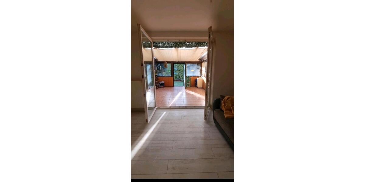 Erdgeschoßwohnung Burgdorf - 3 Zimmer, 77 m&sup2;, 850&euro; | Angebot:25841577