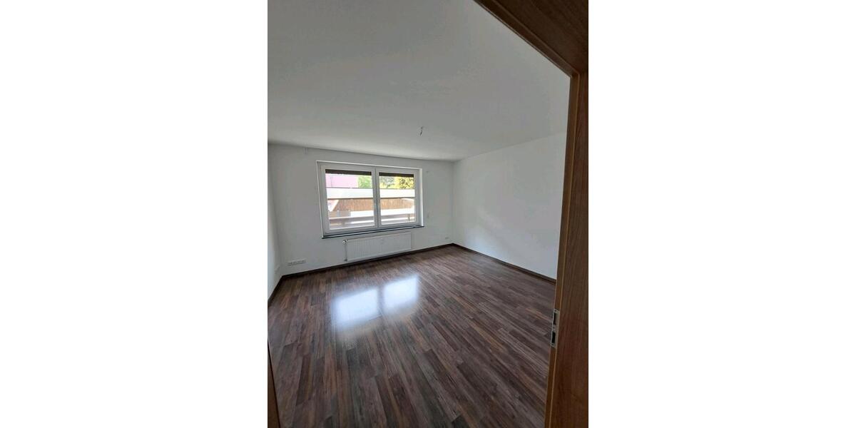 Etagenwohnung Neustadt am Rübenberge - 3 Zimmer, 91 m&sup2;, 1.000&euro; | Angebot:26635542