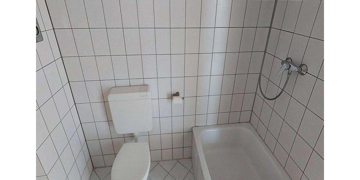 Etagenwohnung Ronnenberg - 2 Zimmer, 87 m&sup2;, 870&euro; | Angebot:25869802