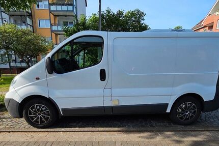 Opel Vivaro 311.000 km 6.300 &euro; Hannover 30655