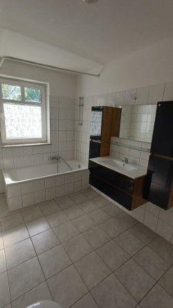 Etagenwohnung Langenhagen Engelbostel - 4 Zimmer, 120 m&sup2;, 1.440&euro; | Angebot:26365605