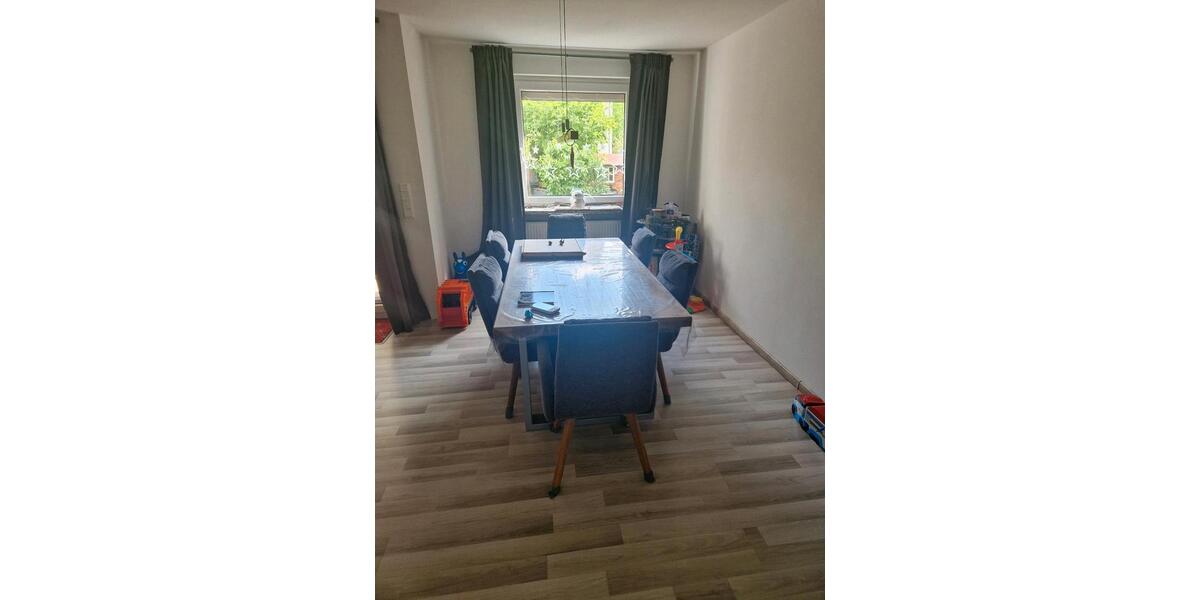 Reihenhaus Langenhagen Engelbostel - 7 Zimmer, 142 m&sup2;, 400.000&euro; | Angebot:26511130