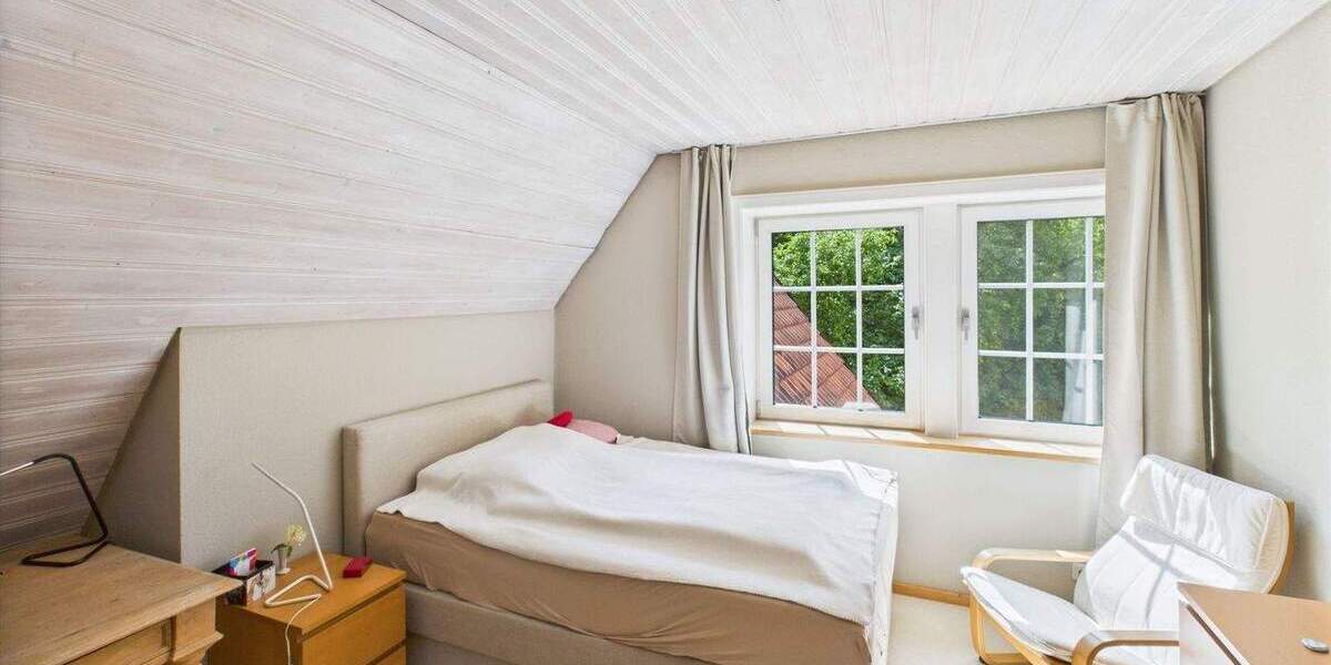 Einfamilienhaus Wedemark Bissendorf - 9 Zimmer, 348 m&sup2;, 1.250.000&euro; | Angebot:25777845