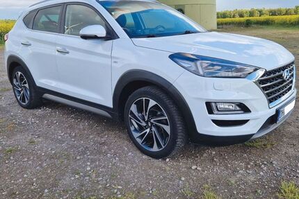 Hyundai TUCSON 129.760 km 15.100 &euro; Hannover 30625