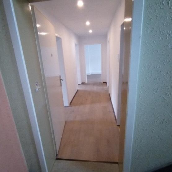 Etagenwohnung Seelze - 1 Zimmer, 11 m&sup2;, 300&euro; | Angebot:26345897