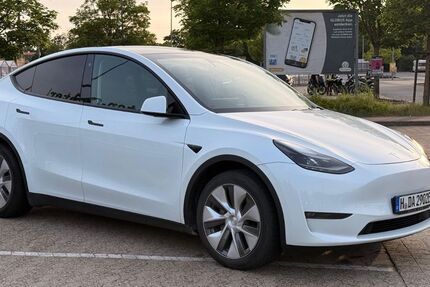 Tesla Model Y 71.745 km 34.900 &euro; Wedemark 30900