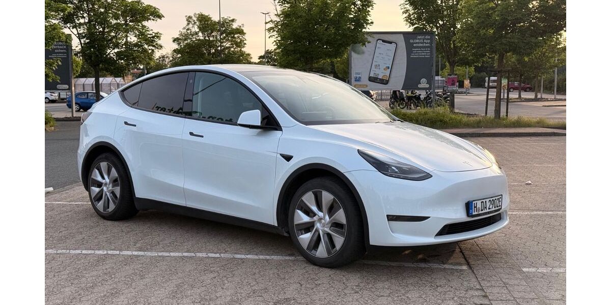 Tesla Model Y 71.745 km 34.900 &euro; Wedemark 30900
