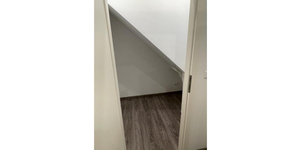 Etagenwohnung Sachsenhagen - 3 Zimmer, 117 m&sup2;, 900&euro; | Angebot:25842968