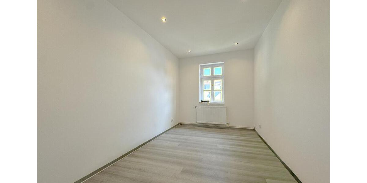 Etagenwohnung Sarstedt - 3 Zimmer, 65 m&sup2;, 910&euro; | Angebot:23544176