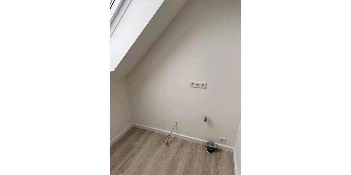 Dachgeschoßwohnung Hannover Vahrenwald-List - 2 Zimmer, 30 m&sup2;, 800&euro; | Angebot:25216419