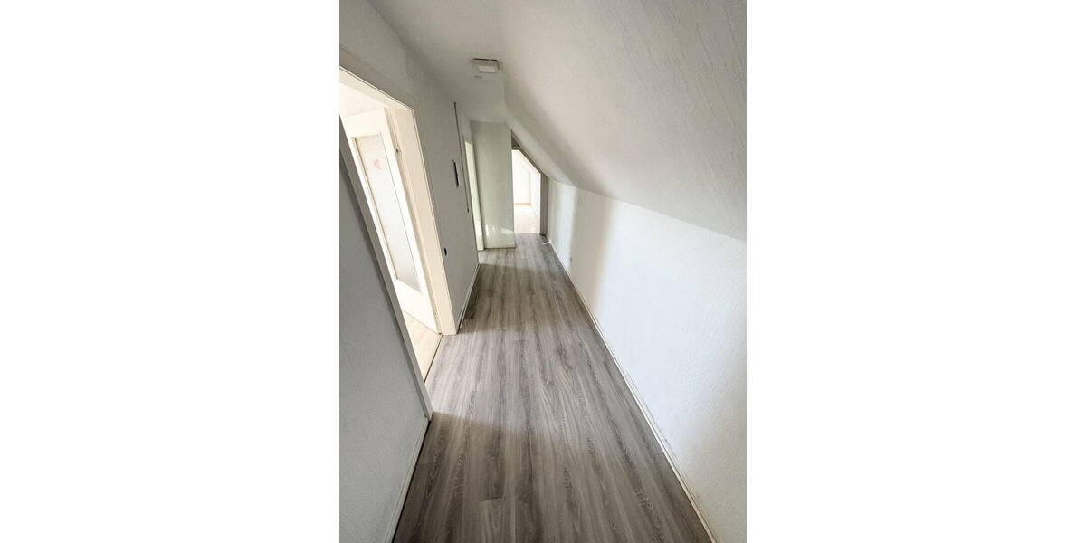 Etagenwohnung Stadthagen - 4 Zimmer, 95 m&sup2;, 165.000&euro; | Angebot:26302309