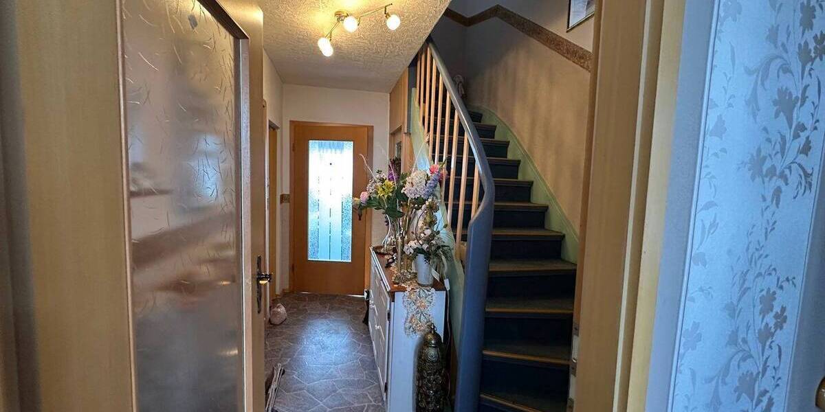 Reihenmittelhaus Stadthagen - 5 Zimmer, 105 m&sup2;, 185.000&euro; | Angebot:25731239