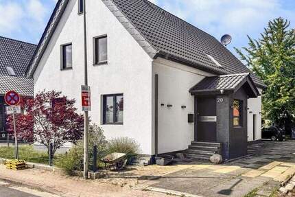 Haus Wunstorf Idensen - 7 Zimmer, 212 m&sup2;, 329.000&euro; | Angebot:25770984