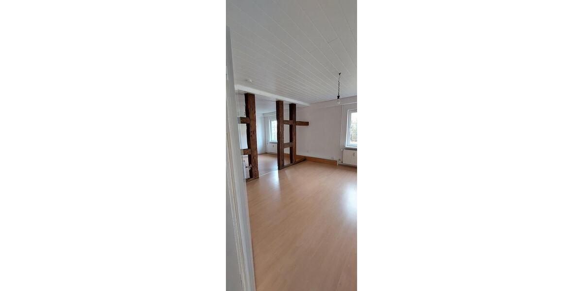 Erdgeschoßwohnung Bad Nenndorf - 4 Zimmer, 115 m&sup2;, 710&euro; | Angebot:26044865
