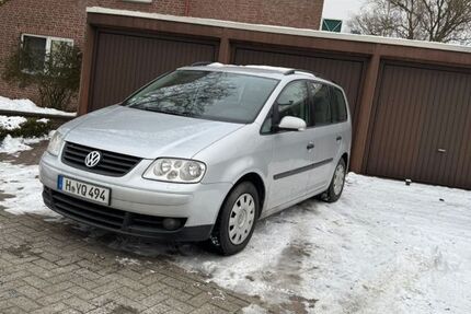 VW Touran 236.000 km 2.900 &euro; Hannover 30165