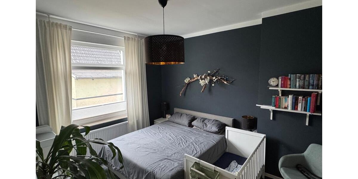Etagenwohnung Seelze - 4 Zimmer, 122 m&sup2;, 360.000&euro; | Angebot:27452453