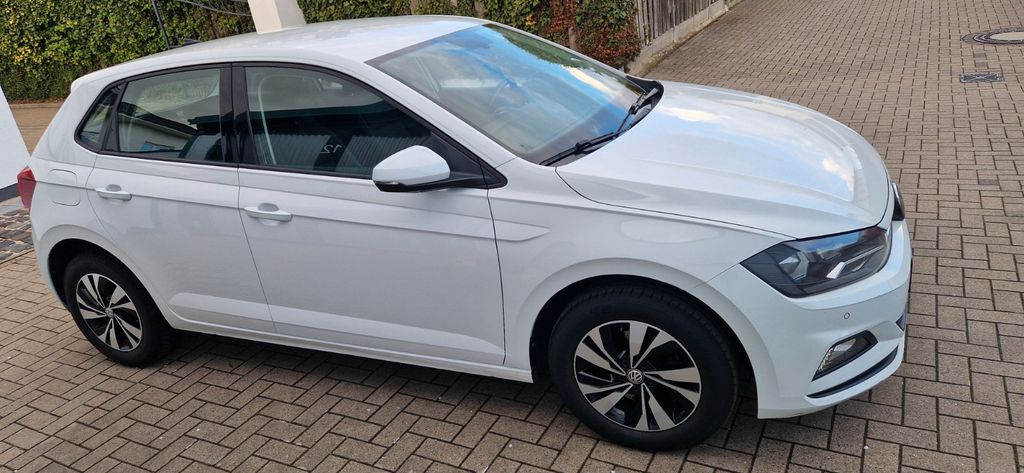 VW Polo 203.609 km 9.577 &euro; Langenhagen 30853