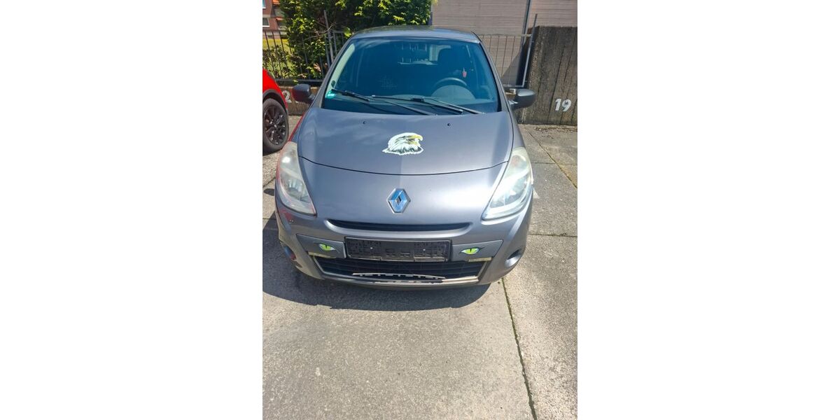 Renault Clio 169.312 km 2.000 &euro; garbsen 30823