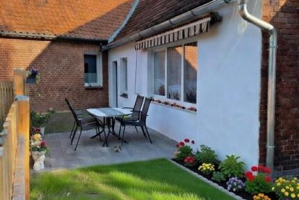 Wohnung Husum - 2 Zimmer, 75 m&sup2;, 720&euro; | Angebot:25283129