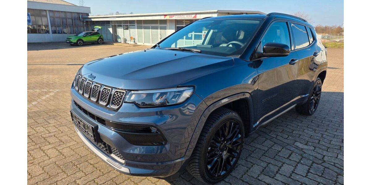 Jeep Compass 82.700 km 19.999 &euro; Stadthagen 31655