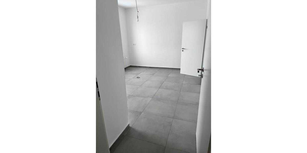Erdgeschoßwohnung Hannover - 2.5 Zimmer, 70 m&sup2;, 1.050&euro; | Angebot:25142284