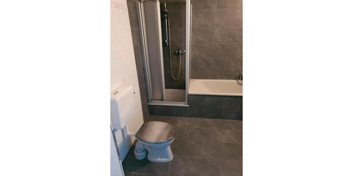 Reihenhaus Isernhagen - 1 Zimmer, 121 m&sup2;, 197.000&euro; | Angebot:26615801