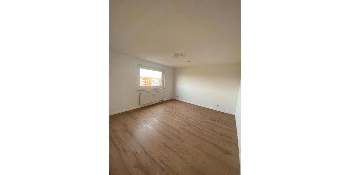 Etagenwohnung Garbsen - 4 Zimmer, 110 m&sup2;, 245.000&euro; | Angebot:25416175